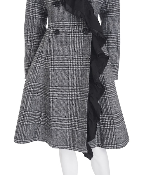 EATME(イートミー)の「フリルダブルワンピースコート(ジャケット/アウター・レディース・ブラック/ミックス)」の11枚目の写真