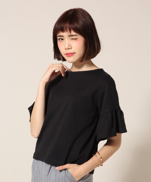 LOWRYS FARM（ローリーズファーム）の「カリフォルニアソデフリルプルオーバー（トップス・オフ/ブラック/ボーダー/グレー/テラコッタ/カーキ・M/L）」の2枚目の写真