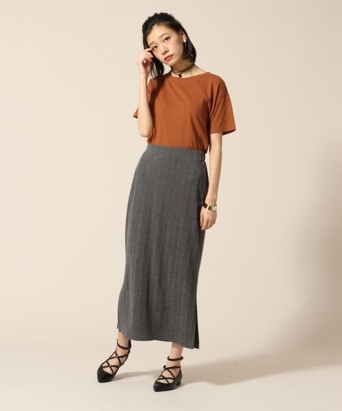 LOWRYS FARM（ローリーズファーム）の「ランダムテレコスリットスカート（スカート・ブラック/グレー/テラコッタ・F）」の5枚目の写真