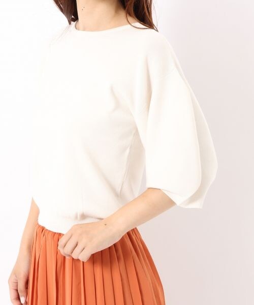 BLISS POINT（ブリスポイント）の「ボリュームパフニットプルオーバー（トップス・オフホワイト/オレンジ/ブラウン/ネイビー・M/L）」の10枚目の写真