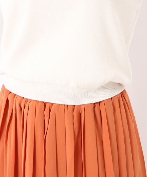 BLISS POINT（ブリスポイント）の「ボリュームパフニットプルオーバー（トップス・オフホワイト/オレンジ/ブラウン/ネイビー・M/L）」の12枚目の写真