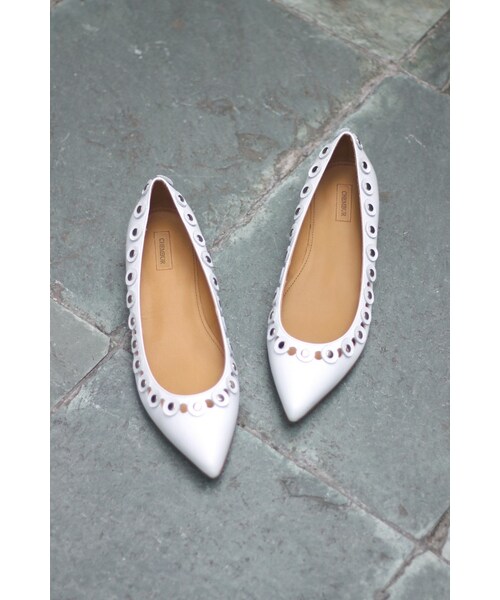 Spick & Span（スピックアンドスパン）の「≪予約≫ FlatStudCUT-WORK◆（シューズ・ブラック/ホワイト・35.5/36/36.5/37/37.5/38）」の2枚目の写真