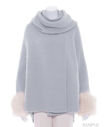 SNIDEL（スナイデル）の「フェイクファースリーブニットガウン