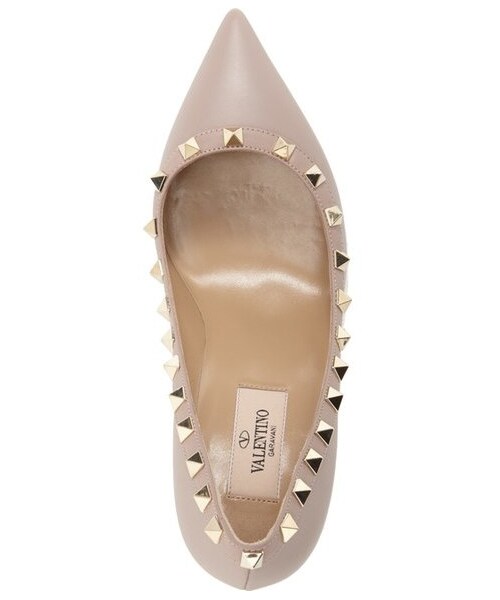 VALENTINO(ヴァレンティノ)の「Valentino 'Rockstud' Pointy Toe Pump (Women)(パンプス・レディース・Beige/Black・Regular 10US / 40EU/Regular 4.5US / 34.5EU/Regular 5.5US / 35.5EU/Regular 5US / 35EU/Regular 6.5US / 36.5EU/Regular 6US / 36EU/Regular 7.5US / 37.5EU/Regular 7US / 37EU/Regular 8.5US / 38.5EU/Regular 8US / 38EU/Regular 9.5US / 39.5EU/Regular 9US / 39EU)」の7枚目の写真