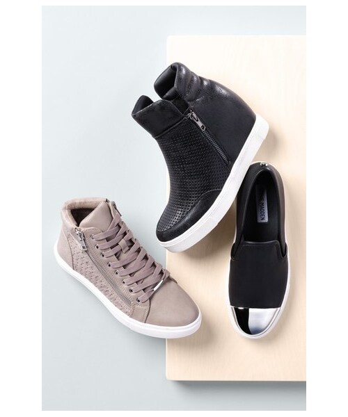 STEVE MADDEN(スティーブマデン)の「Steve Madden 'Eleete' Slip On Sneaker (Women)(スニーカー・レディース・Black/Brown・Regular 10 M/Regular 11 M/Regular 5.5 M/Regular 6 M/Regular 6.5 M/Regular 7 M/Regular 7.5 M/Regular 8 M/Regular 8.5 M/Regular 9 M/Regular 9.5 M)」の5枚目の写真