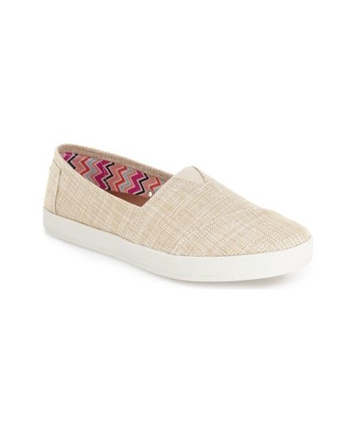 TOMS（トムス）の「TOMS 'Avalon' Slip-On (Women)（スニーカー・レディース・Gray/Beige・Regular 10 M/Regular 11 M/Regular 5 M/Regular 5.5 M/Regular 6 M/Regular 6.5 M/Regular 7 M/Regular 7.5 M/Regular 8 M/Regular 8.5 M/Regular 9 M/Regular 9.5 M）」の2枚目の写真