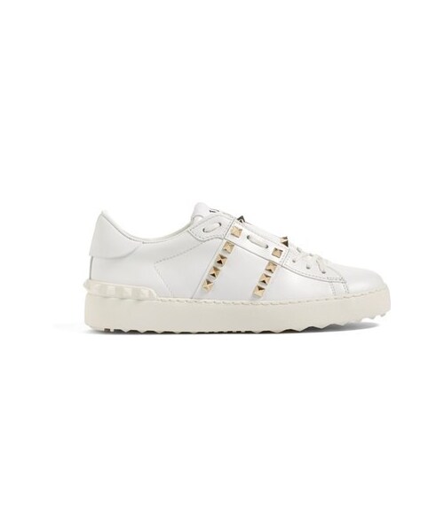 VALENTINO（ヴァレンティノ）の「Valentino 'Rockstud' Sneaker (Women)（スニーカー・レディース・White・Regular 10.5US / 40.5EU/Regular 10US / 40EU/Regular 11US / 41EU/Regular 5.5US / 35.5EU/Regular 5US / 35EU/Regular 6.5US / 36.5EU/Regular 6US / 36EU/Regular 7.5US / 37.5EU/Regular 7US / 37EU/Regular 8.5US / 38.5EU/Regular 8US / 38EU/Regular 9.5US / 39.5EU/Regular 9US / 39EU）」の4枚目の写真