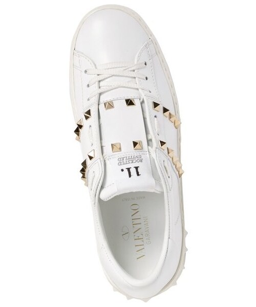 VALENTINO（ヴァレンティノ）の「Valentino 'Rockstud' Sneaker (Women)（スニーカー・レディース・White・Regular 10.5US / 40.5EU/Regular 10US / 40EU/Regular 11US / 41EU/Regular 5.5US / 35.5EU/Regular 5US / 35EU/Regular 6.5US / 36.5EU/Regular 6US / 36EU/Regular 7.5US / 37.5EU/Regular 7US / 37EU/Regular 8.5US / 38.5EU/Regular 8US / 38EU/Regular 9.5US / 39.5EU/Regular 9US / 39EU）」の2枚目の写真
