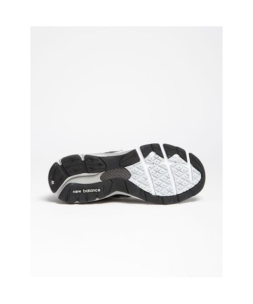 NEW BALANCE（ニューバランス）の「New Balance '990 Premium' Running Shoe (Women)（スニーカー・レディース・Black/Gray/White・Regular 10 AA/Regular 10 B/Regular 10 D/Regular 10.5 AA/Regular 10.5 B/Regular 10.5 D/Regular 10.5 EE/Regular 11 AA/Regular 11.5 AA/Regular 11.5 B/Regular 11.5 D/Regular 11.5 EE/Regular 12 AA/Regular 12 B/Regular 12 D/Regular 12 EE/Regular 13 AA/Regular 13 B/Regular 13 D/Regular 13 EE/Regular 5 AA/Regular 5 B/Regular 5 D/Regular 5 EE/Regular 5.5 AA/Regular 5.5 B/Regular 5.5 D/Regular 5.5 EE/Regular 6 AA/Regular 6 B/Regular 6 D/Regular 6 EE/Regular 6.5 AA/Regular 6.5 B/Regular 6.5 D/Regular 7 AA/Regular 7 B/Regular 7 D/Regular 7.5 AA/Regular 7.5 B/Regular 7.5 D/Regular 8 AA/Regular 8 B/Regular 8 D/Regular 8.5 AA/Regular 8.5 B/Regular 8.5 D/Regular 9 AA/Regular 9 B/Regular 9 D/Regular 9.5 AA/Regular 9.5 B/Regular 9.5 D）」の7枚目の写真