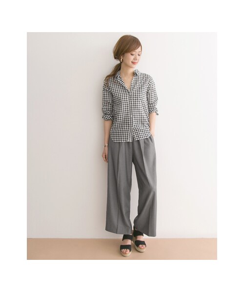 URBAN RESEARCH DOORS（アーバンリサーチドアーズ）の「TR イージーワイドパンツ（パンツ・レディース・GRAY・36/38）」の2枚目の写真