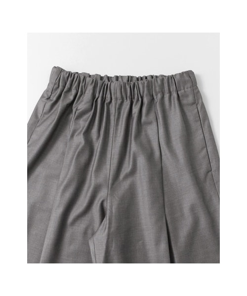 URBAN RESEARCH DOORS（アーバンリサーチドアーズ）の「TR イージーワイドパンツ（パンツ・レディース・GRAY・36/38）」の10枚目の写真