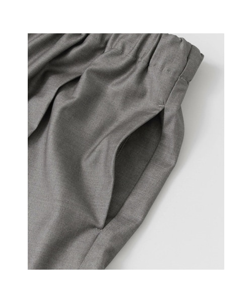 URBAN RESEARCH DOORS（アーバンリサーチドアーズ）の「TR イージーワイドパンツ（パンツ・レディース・GRAY・36/38）」の12枚目の写真