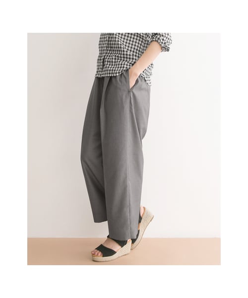 URBAN RESEARCH DOORS（アーバンリサーチドアーズ）の「TR イージーワイドパンツ（パンツ・レディース・GRAY・36/38）」の3枚目の写真