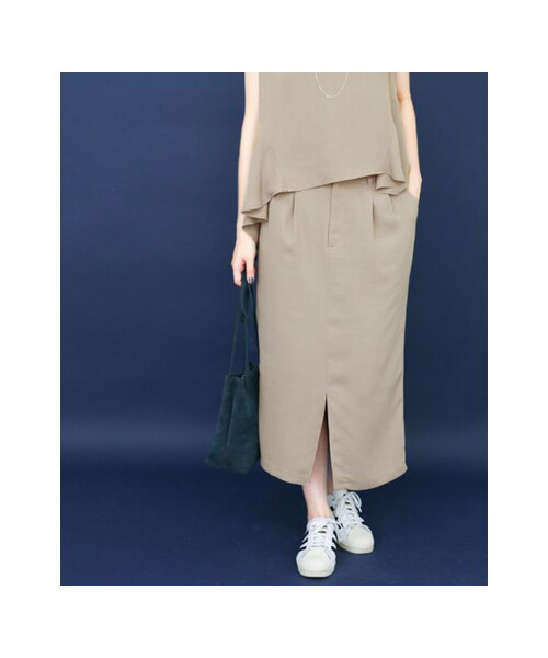 KBF(ケイビーエフ)の「KBF+ フロントスリット2タックスカート(スカート・レディース・BLUE/D.ORANGE/BEIGE・one)」の7枚目の写真