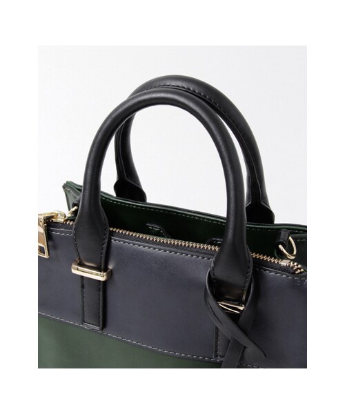 KBF(ケイビーエフ)の「KBF+ バイカラーミニBAG(バッグ・レディース・NAVY/WINE・one)」の8枚目の写真