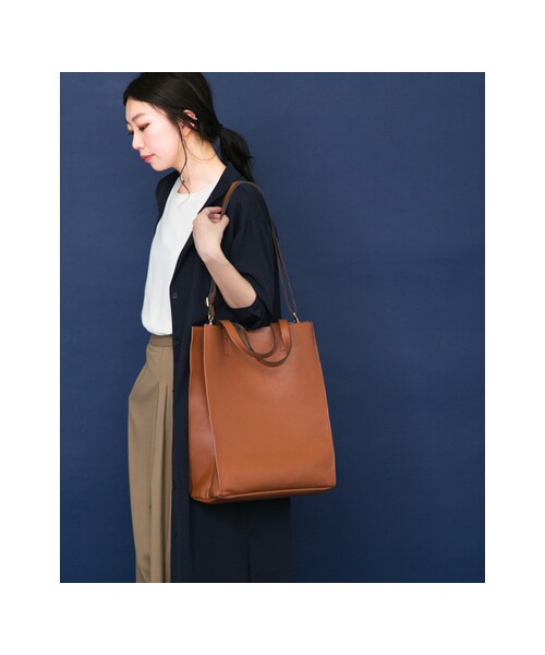 KBF(ケイビーエフ)の「【予約】KBF+ シカクトートBAG(バッグ・レディース・GRAY/BROWN/BLACK・one)」の11枚目の写真