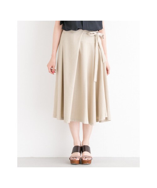 URBAN RESEARCH ROSSO WOMEN（アーバンリサーチ　ロッソ）の「アシメフレアースカート（スカート・レディース・BEIGE/BLUE・36/38）」の11枚目の写真