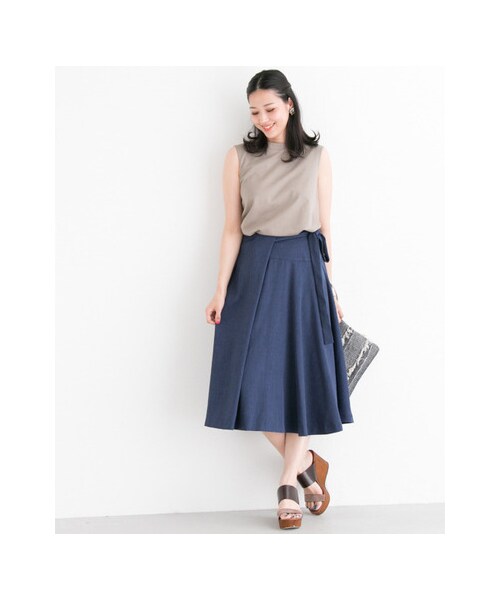 URBAN RESEARCH ROSSO WOMEN（アーバンリサーチ　ロッソ）の「アシメフレアースカート（スカート・レディース・BEIGE/BLUE・36/38）」の10枚目の写真
