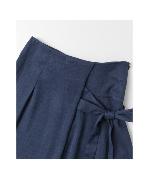 URBAN RESEARCH ROSSO WOMEN（アーバンリサーチ　ロッソ）の「アシメフレアースカート（スカート・レディース・BEIGE/BLUE・36/38）」の14枚目の写真