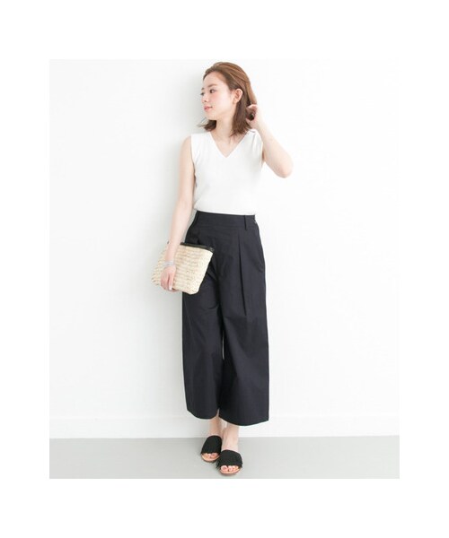 URBAN RESEARCH(アーバンリサーチ)の「綿麻クロップドワイドパンツ(パンツ・レディース・Lt.BEIGE/NAVY・36/38)」の4枚目の写真