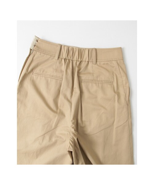 URBAN RESEARCH(アーバンリサーチ)の「綿麻クロップドワイドパンツ(パンツ・レディース・Lt.BEIGE/NAVY・36/38)」の15枚目の写真