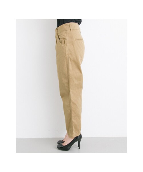 URBAN RESEARCH（アーバンリサーチ）の「オーバータックパンツ（パンツ・レディース・BEIGE/KHAKI・36/38）」の8枚目の写真