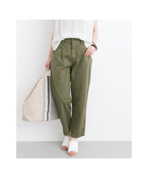 URBAN RESEARCH（アーバンリサーチ）の「オーバータックパンツ（パンツ・レディース・BEIGE/KHAKI・36/38）」の5枚目の写真