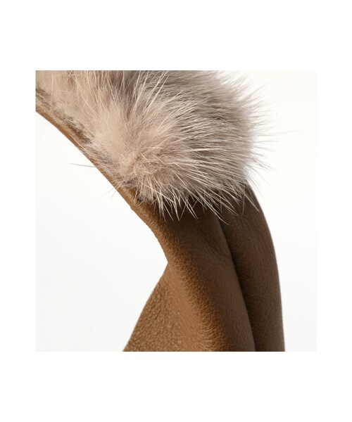 Spick & Span（スピックアンドスパン）の「別注 MinkFurツキミニワンショルダー◆（バッグ・ブラック A/ベージュ・フリー）」の12枚目の写真