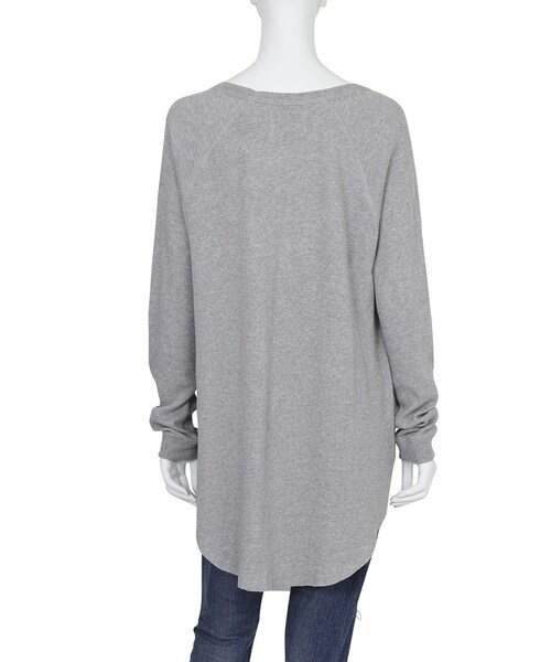 Ungrid(アングリッド)の「ワッフルワイドロングスリーブTee(トップス・レディース・オフホワイト/グレー/ブラック/ネイビー・F)」の10枚目の写真