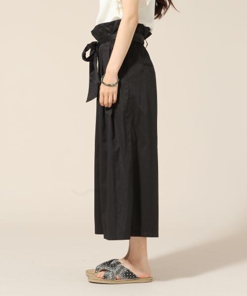 LOWRYS FARM(ローリーズファーム)の「Cウエストリボンスカンツ(パンツ・ブラック/ブラウン/デニム・F)」の5枚目の写真