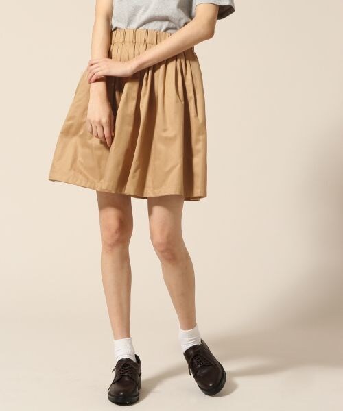 LOWRYS FARM（ローリーズファーム）の「ＴＣボリュームスカート（スカート・ブラック/エンジ/ブラウン/カーキ・F）」の2枚目の写真