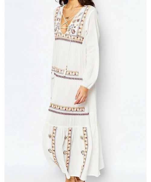 ba&sh（バッシュ）の「BA&SH BA&SH Vianey Embroidered Maxi Dress in 