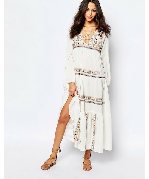 ba&sh（バッシュ）の「BA&SH BA&SH Vianey Embroidered Maxi Dress in 