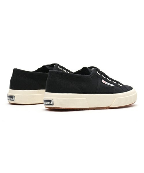 SUPERGA（スペルガ）の「【SUPERGA】クラシックス　スニーカー（スニーカー・レディース・ホワイト/ブラック/シルバー・36/37/38）」の5枚目の写真