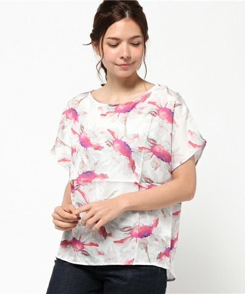 Bou Jeloud（ブージュルード）の「ネックレス付デジタルフラワープリントブラウス（シャツ/ブラウス・レディース・グレー/ブルー/レッド・38）」の12枚目の写真