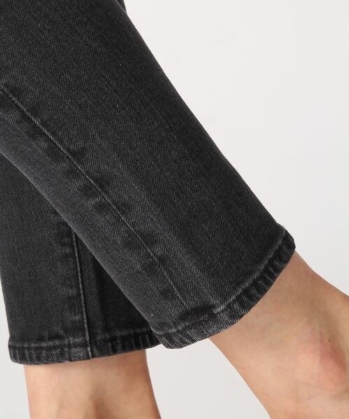 BLISS POINT（ブリスポイント）の「STR/デニムテーパードパンツ（パンツ・ブラックデニム/クラッシュ/ブルー・S/M/L）」の12枚目の写真