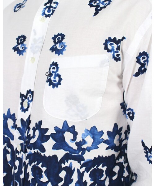 タグ付き✨美品 45R 藍染 花柄 シャツ コットン100% ホワイト 2 45R（フォーティファイブアール）の「タペット染付プリントシャツ