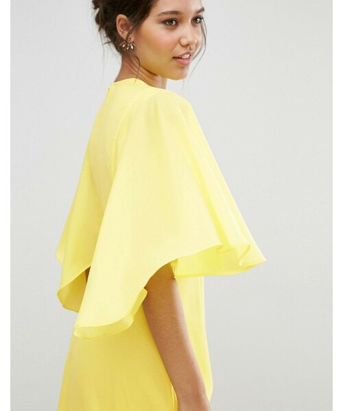 asos(エイソス)の「ASOS Deep Plunge Cape Sleeve Maxi Dress(ワンピース・レディース・Yellow・US 10/US 0/US 4/US 2/US 6/US 8)」の2枚目の写真