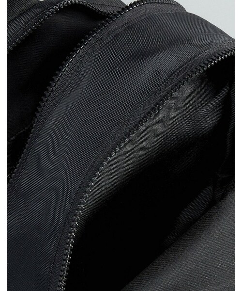 LULU GUINNESS（ルルギネス）の「Lulu Guinness Hands Backpack（バックパック/リュック・レディース・Black・One Size）」の4枚目の写真