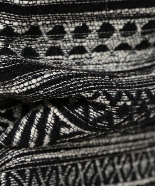 archives（アルシーヴ）の「幾何学ジャガードスカート（スカート・レディース・ブラック/ネイビー・MEDIUM）」の9枚目の写真