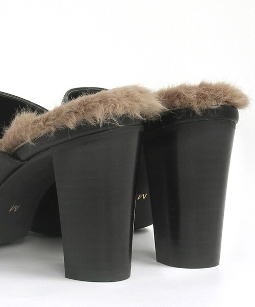 RANDA（ランダ）の「チャンキーヒールファーミュール（シューズ・レディース・ブラック/キャメル・S/M/L/LL）」の5枚目の写真