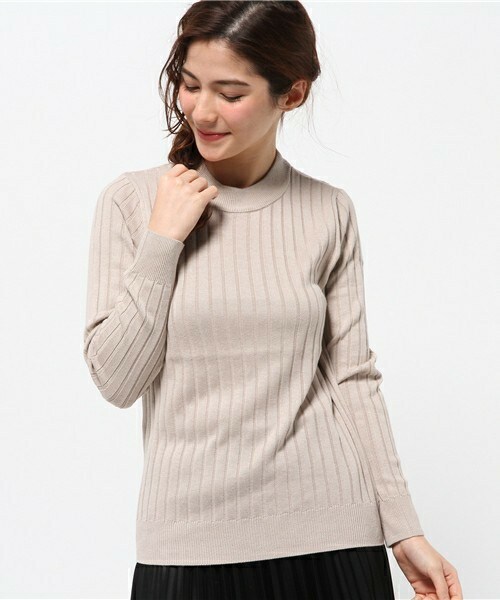 archives（アルシーヴ）の「【店舗限定商品】　ワイドリブハイネックプルオーバー（ニット/セーター・レディース・オフホワイト/グレー/ベージュ/グリーン/ネイビー・MEDIUM）」の4枚目の写真