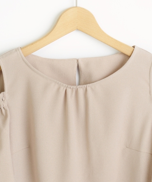 MAJESTIC LEGON（マジェスティックレゴン）の「肩開きリボンブラウス（トップス・レディース・ピンク/アイボリー/レンガ・S(7号)/M(9号)）」の11枚目の写真