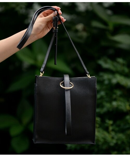 LE JUN（ルジュン）の「2WAYショルダーバッグ（バッグ・ブラック/ベージュ/イエロー・F）」の11枚目の写真