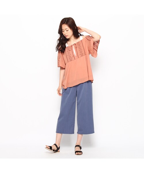 OZOC（オゾック）の「ハラコ風フラットサンダル（シューズ・レディース・ブラック/グレー・その他）」の8枚目の写真