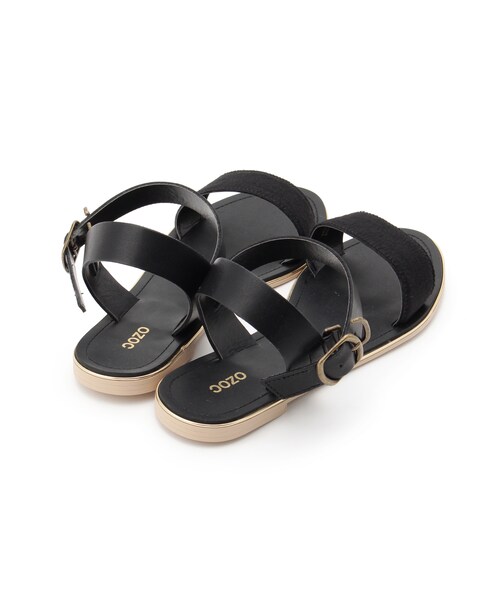 OZOC（オゾック）の「ハラコ風フラットサンダル（シューズ・レディース・ブラック/グレー・その他）」の4枚目の写真