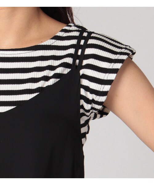 PAGEBOY(ページボーイ)の「キャミソールワンピース×テレコTシャツセット(ワンピース/ドレス・レディース・ブラック/レッド/カーキ)」の7枚目の写真