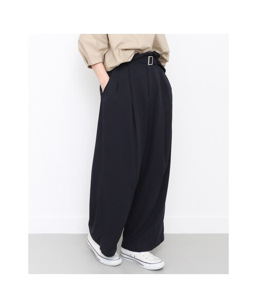 KBF(ケイビーエフ)の「KBF+ ウエストベルトボリュームパンツ(パンツ・レディース・D.PURPLE/BROWNBEIGE/D.NAVY・one)」の4枚目の写真