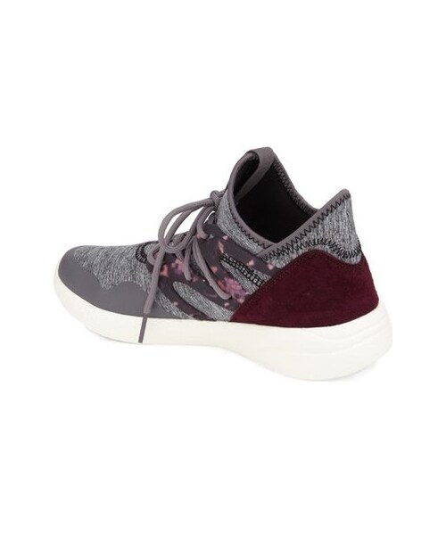 Reebok（リーボック）の「Reebok 'Hayasu' Training Shoe (Women)（スニーカー）」 WEAR