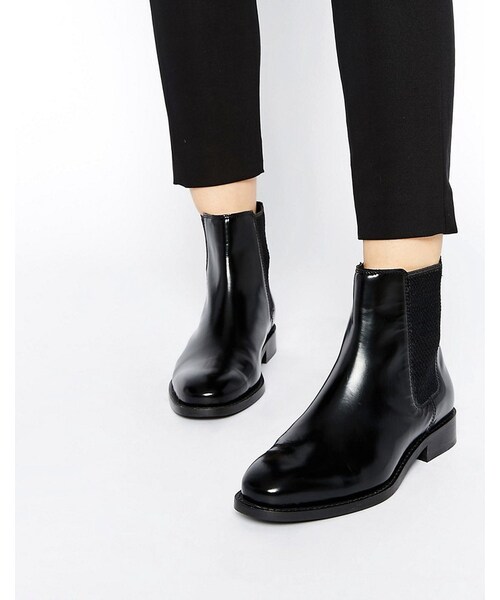white punk boots